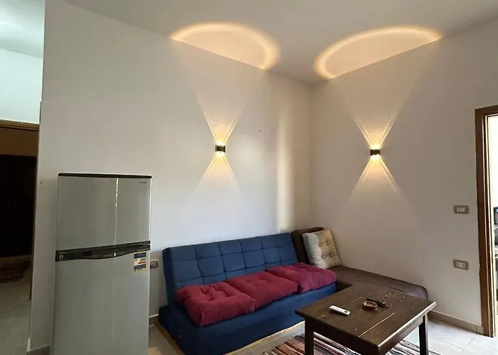Happy House Apartment *